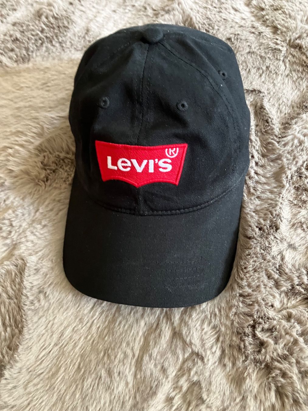 Levi's Copricapi, berretti & cappellini: Casquette * LEVIS – Nuovo (secondo la descrizione) da St-Triphon venduto da chamaclinea