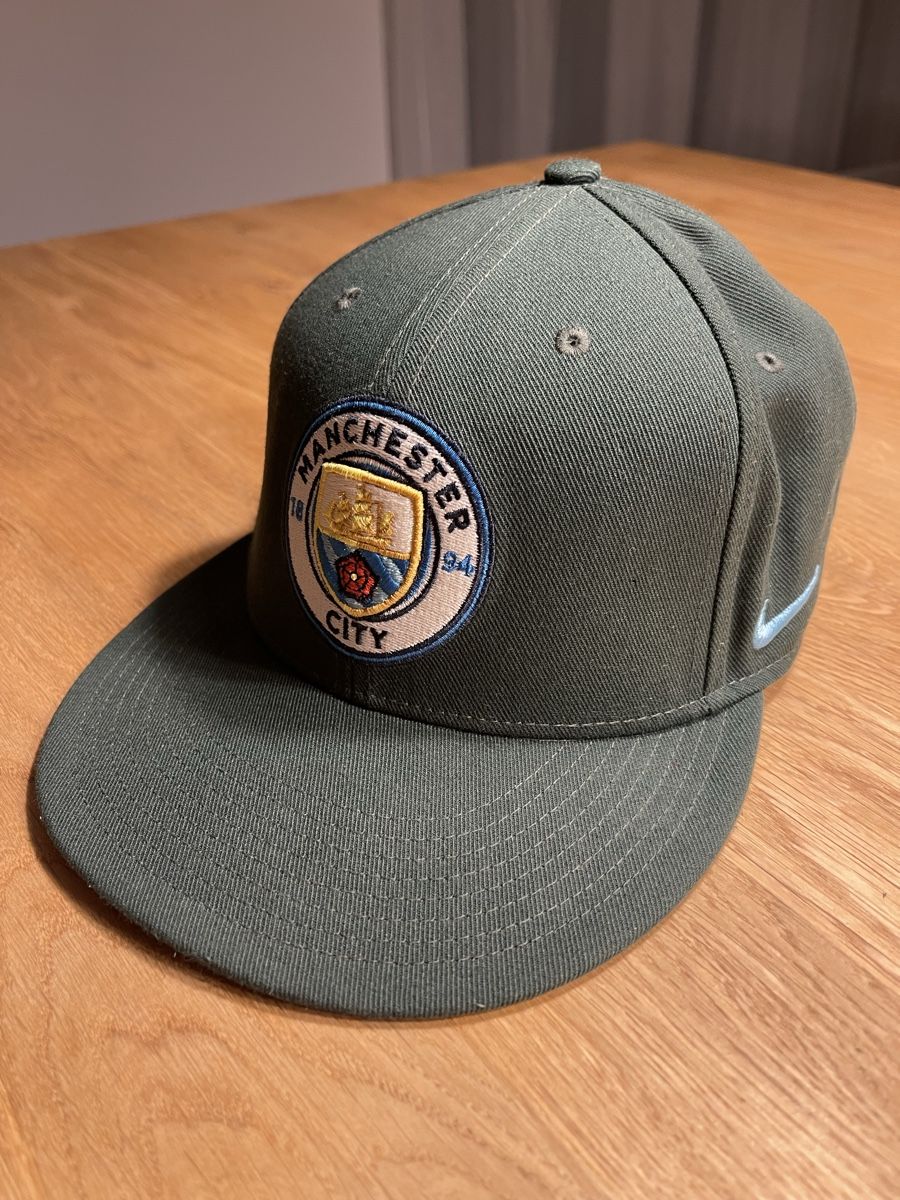 Autres vêtements & accessoires: Cap / Hut Manchester City – D'occasion à Ballwil par chieffzz