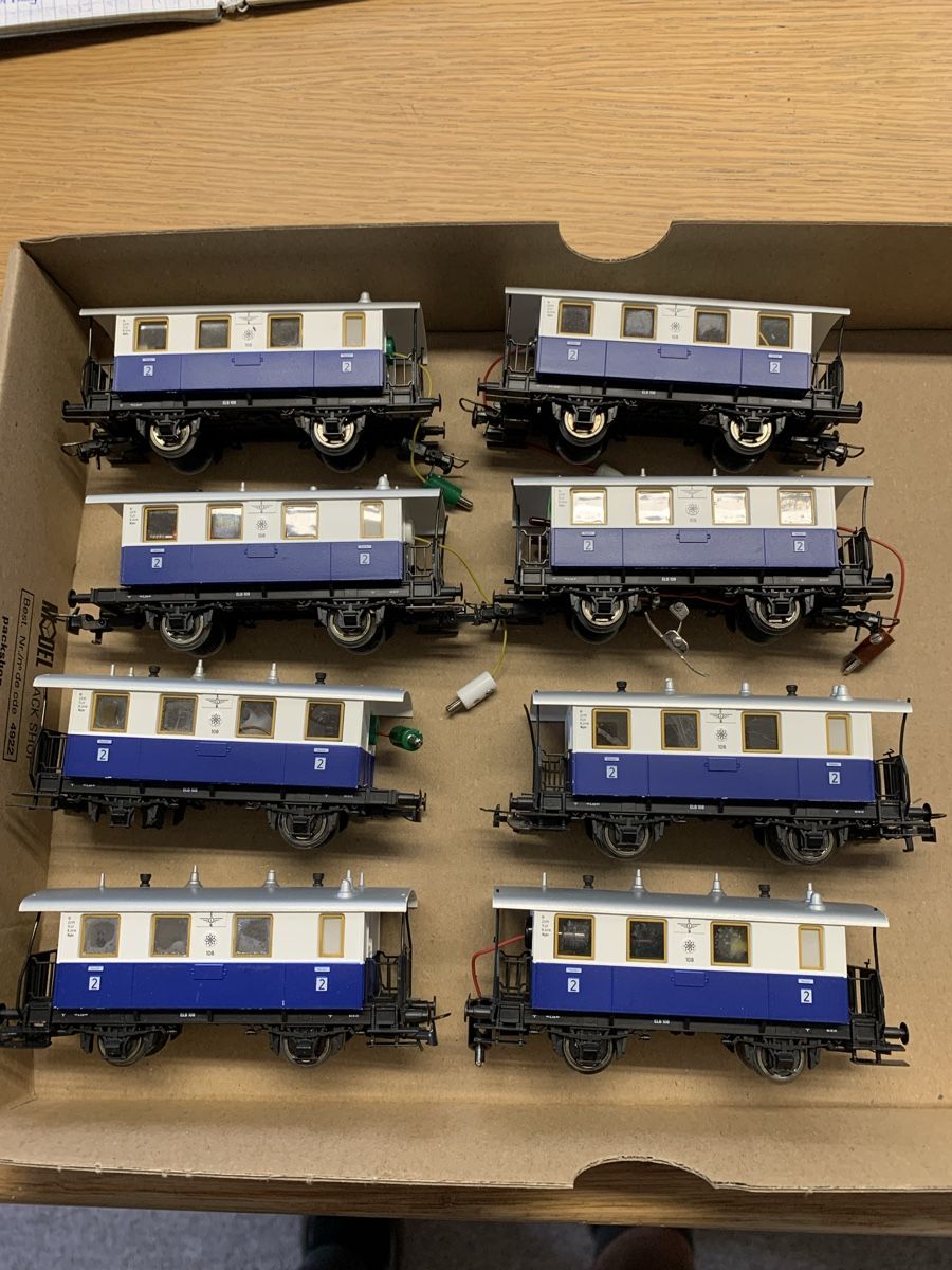 Fleischmann Modellini di ferrovie: Fleischmann, Bastelware, Ersatzteile, mit Beleuchtung,Em105 – Difettoso da Winden venduto da EmilNeu 2