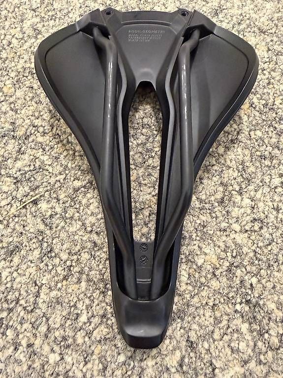 Specialized Ersatzteile: Sattel Spezialized Power Expert Mirror - 143mm – Gebraucht aus Seengen von sash_m 1