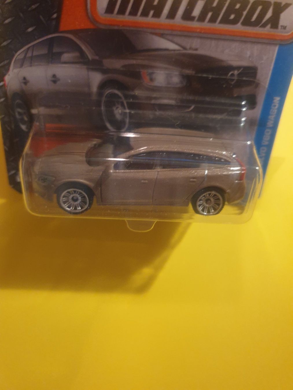 Matchbox Modellini d'auto: Matchbox VOLVO V60 WAGON – Nuovo e nell'imballaggio originale da Oftringen venduto da Rotor 3