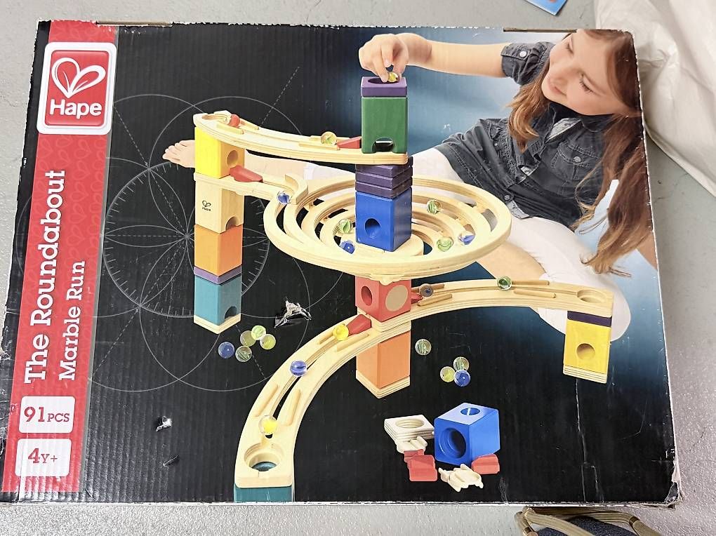 Giocattoli: Hape Quadrilla The Roundabout – Usato da stäfa venduto da Jasii