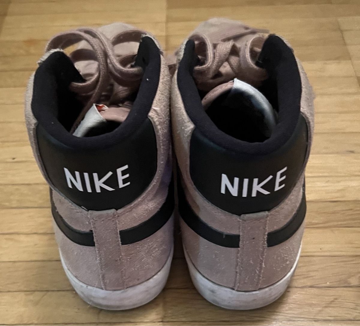 Nike Scarpe da donna: Nike wmns Blazer mid Suede Vintage – Usato da Opfikon venduto da Luis144 4