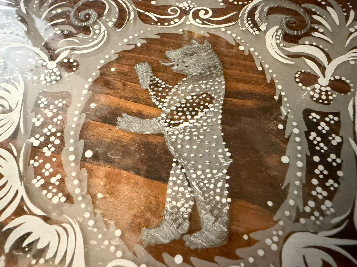 Tutte le decorazioni: Berner Bär Bleiglasbild mit Spruch, Vintage – Usato da Lamone venduto da Birth-Gramm-Antiques 2