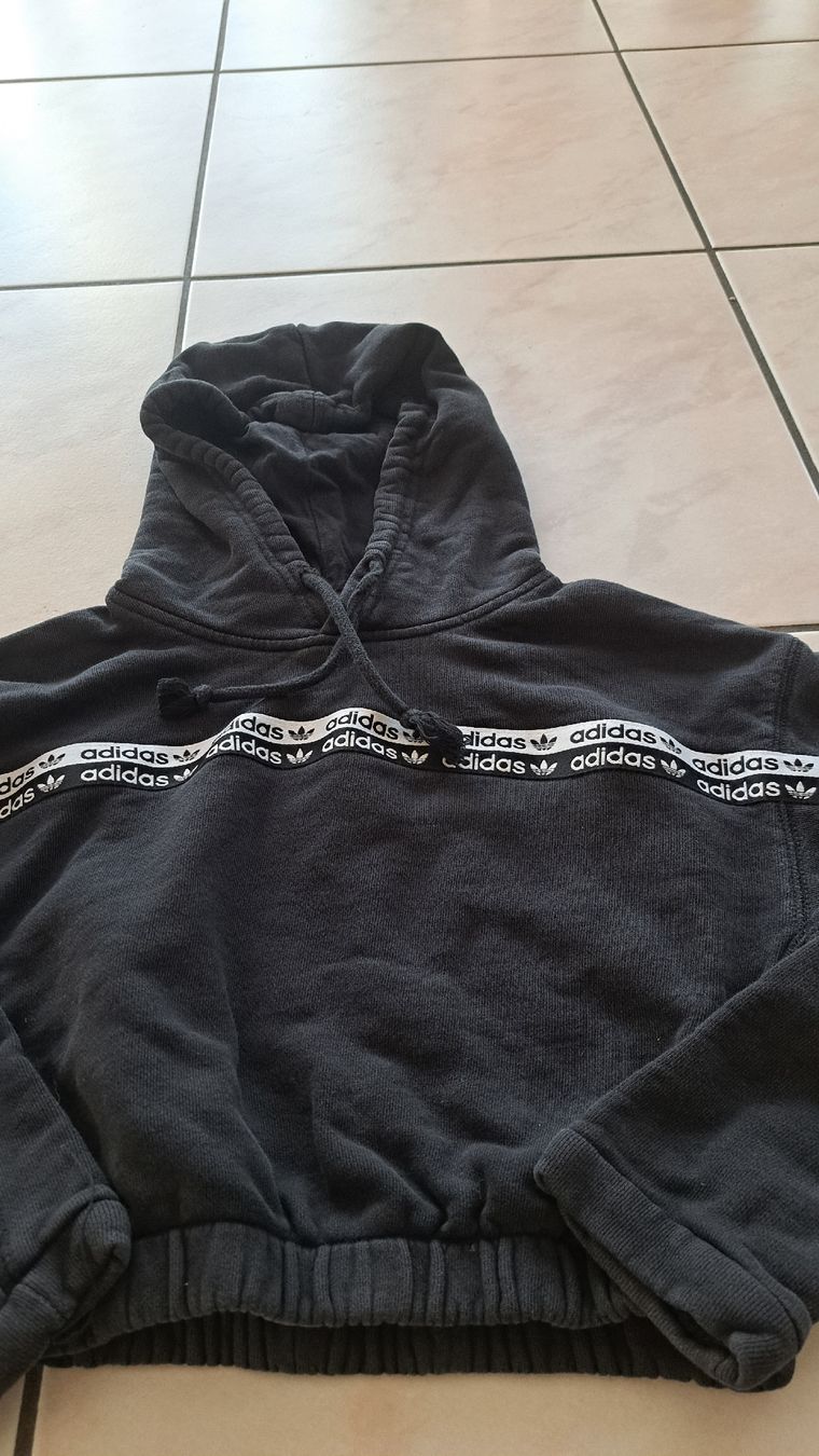 Maglioni & Felpe: Pull Adidas Court noir, taille XS – Nuovo (secondo la descrizione) da RIAZ venduto da Betty012 1