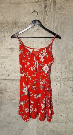 Sommerliches Kleid von Pimkie mit Blumenmuster, Grösse S