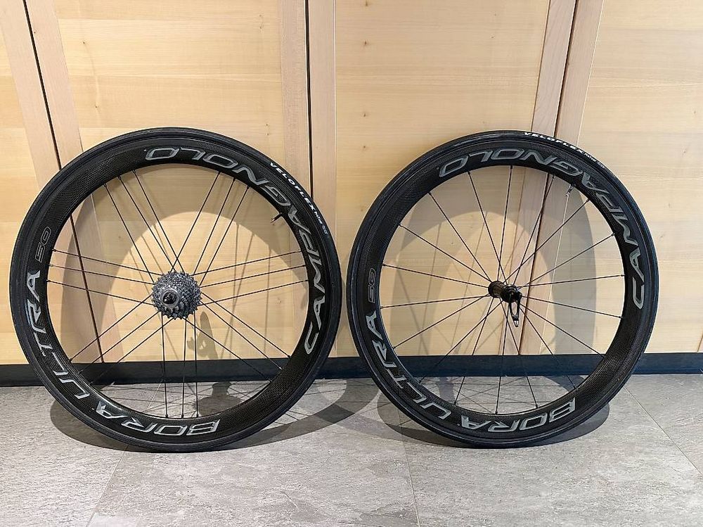 Roue Avant Campagnolo Bora Ultra 50 Mm - Carbone - Frein Sur Jante - Neuve (défauts Mineurs)