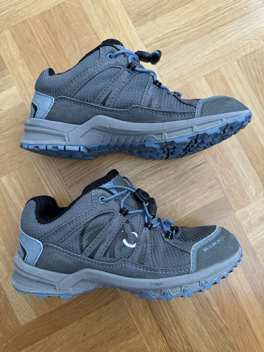 Mammut Scarpe per ragazzi: Kinder Wanderschuhe Mammut, Gr. 31 – Usato da Kilchberg ZH venduto da Von_dutch 1
