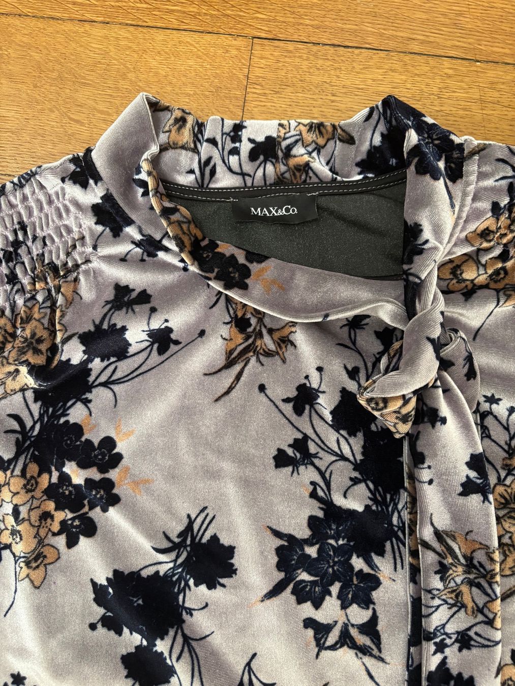Top: Top Max & Co. – Usato da Basel venduto da SAF 3