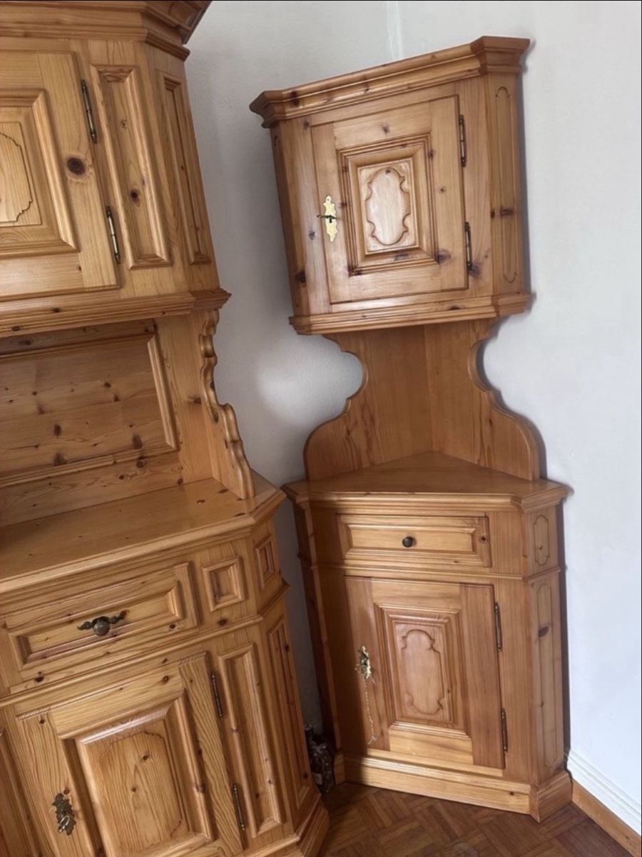 Credenze: Holzschrank Kiefer+Eck-Kasten – Usato da Berg TG venduto da schlauchi 1