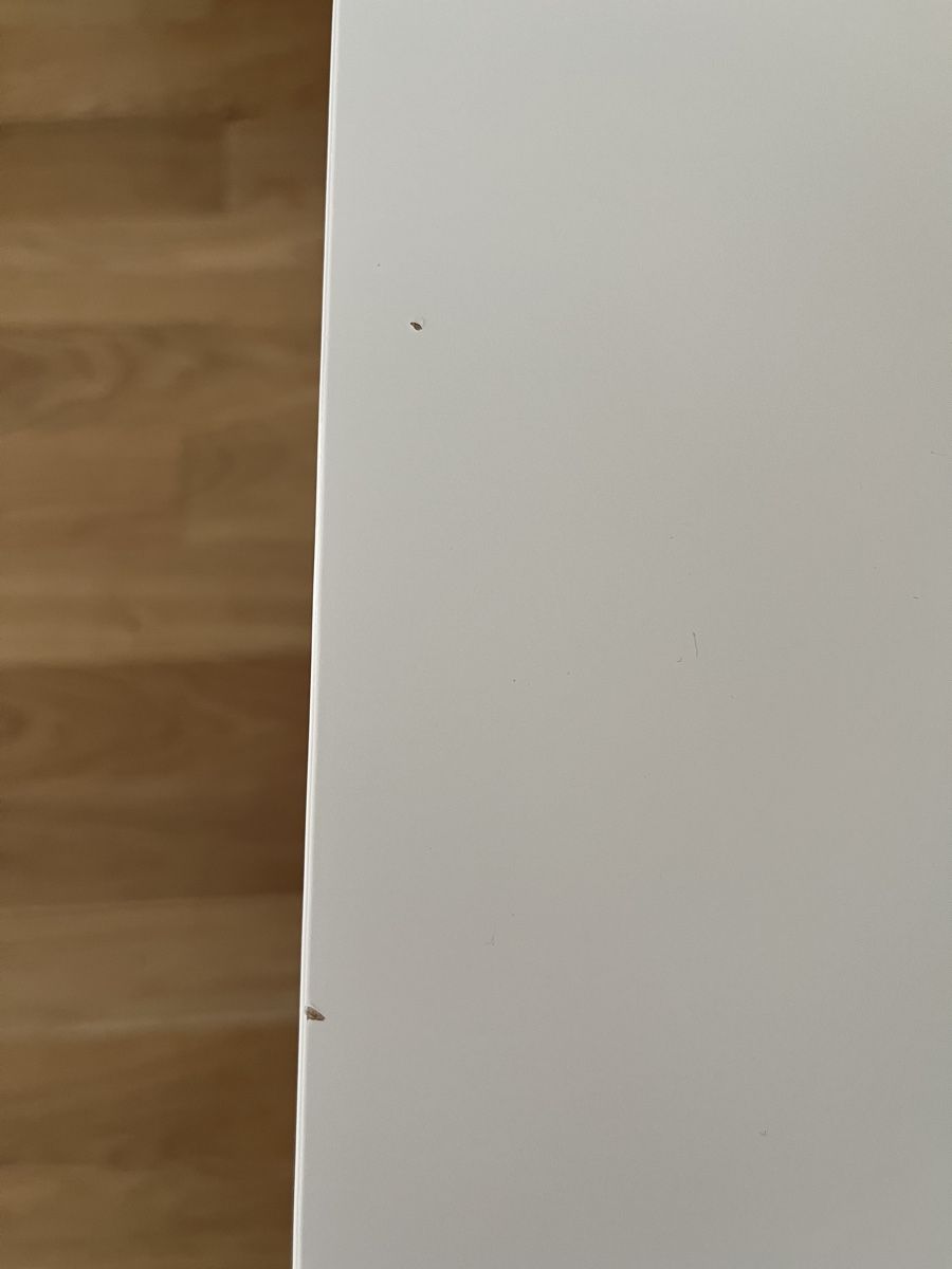 Tische: Weisser Couchtisch aus Holz – Gebraucht aus Schlieren von Spreeze 2
