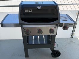 Einwandfreier Weber Spirit II E-320 GBS