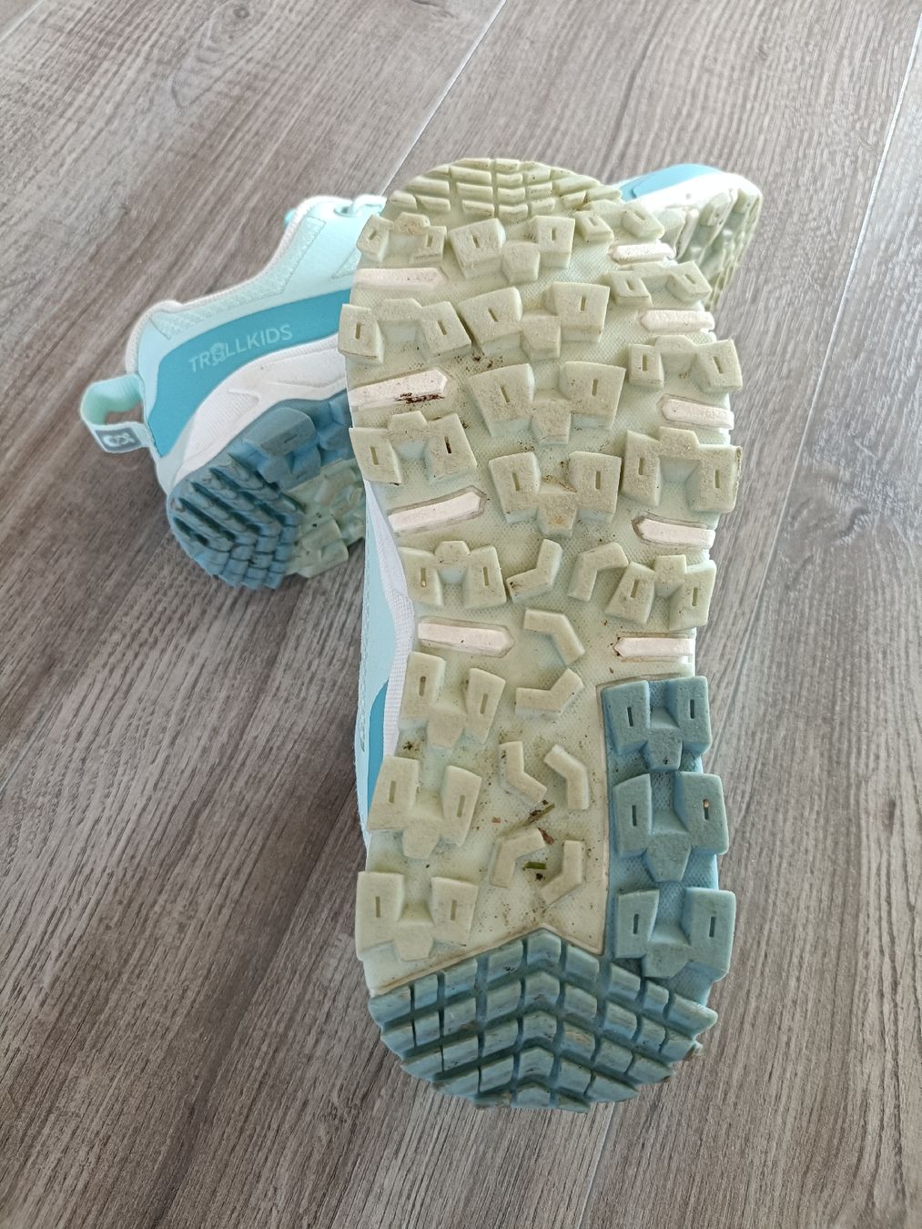 Scarpe per ragazzi: Trollkids Trekking-Schuh Gr. 32 – Usato da Lampenberg venduto da Marcotin01 1