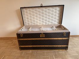 Louis Vuitton Courrier Lozine 110 Monogram Truhe  2014