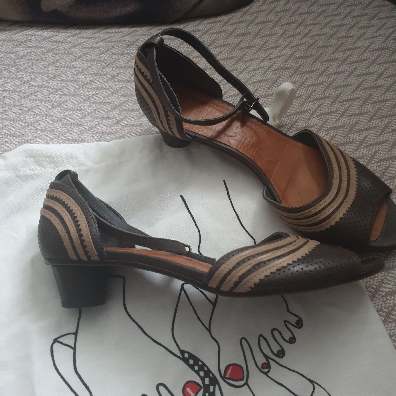 Chie Mihara Chaussures femmes: Chie Mihara, schöne Sandale Gr. 39 – Neuf (Voir description) à Frenkendorf par Moon111 2