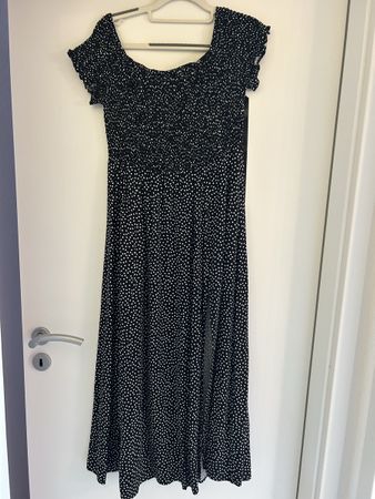 Robe à petit point