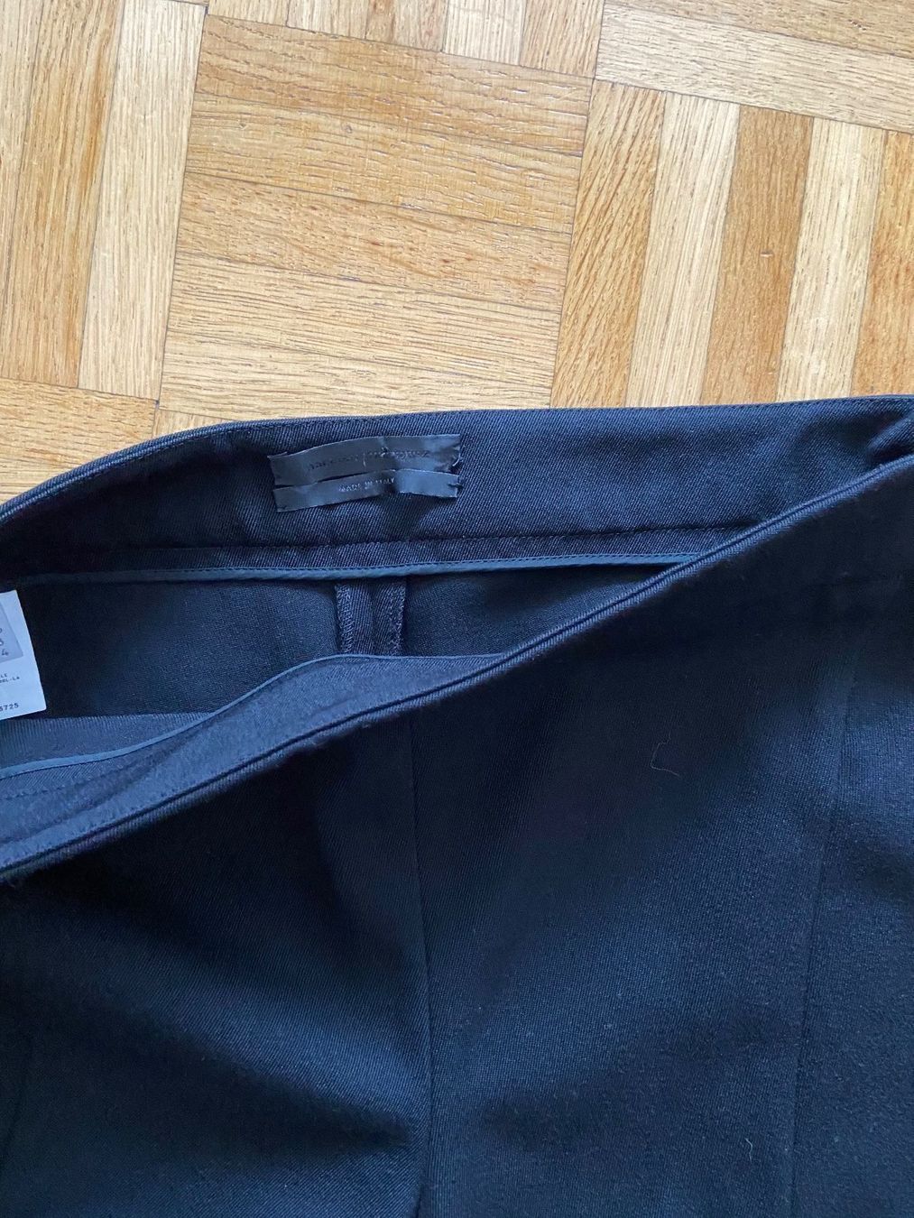 Pantaloni: Narciso Rodriguez Hose Gr.36 schwarz – Nuovo (secondo la descrizione) da Frenkendorf venduto da Minachi 1