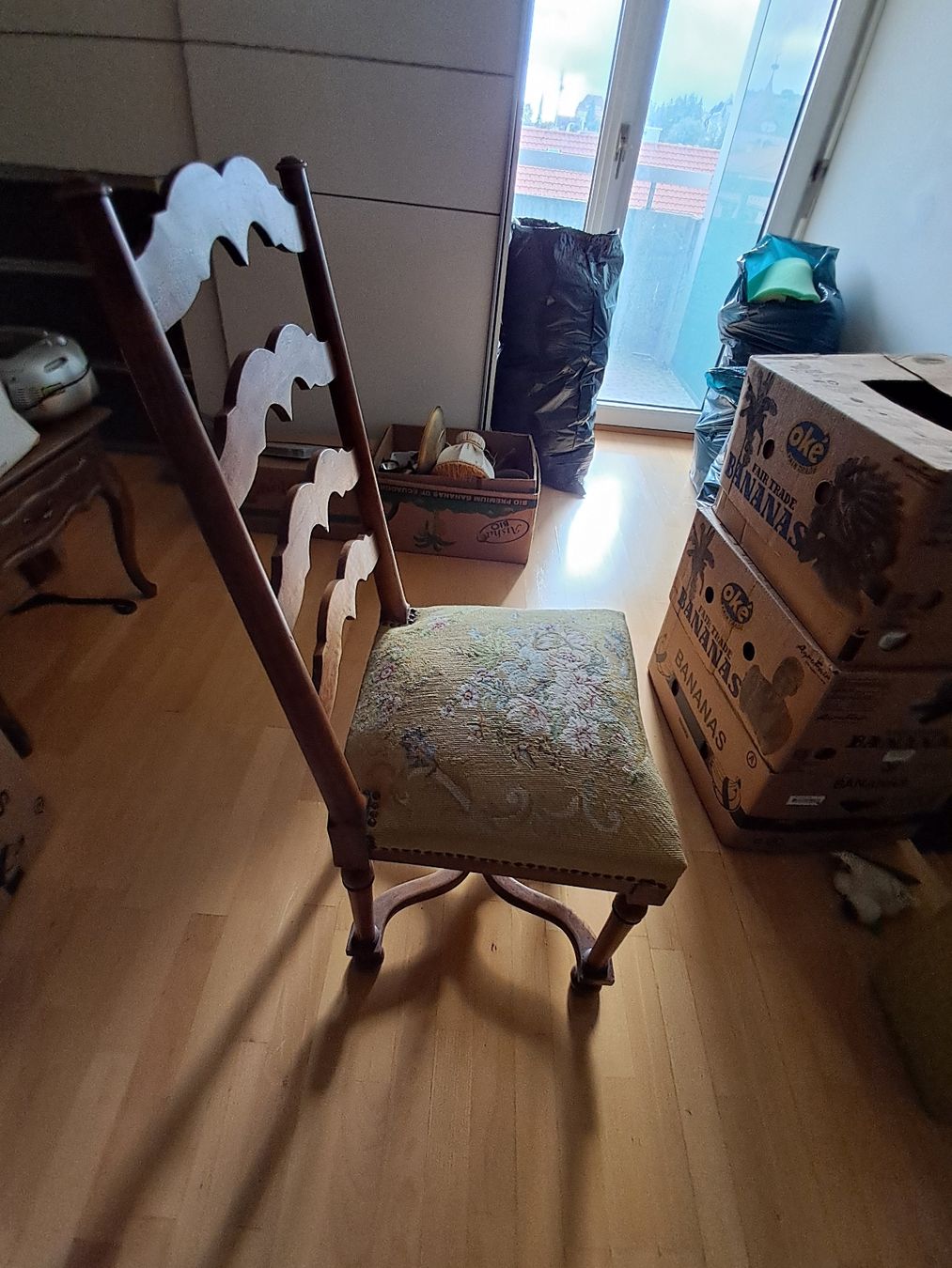 Sedie: chaise ancienne suisse – Usato da Le locle venduto da juliensaran 1