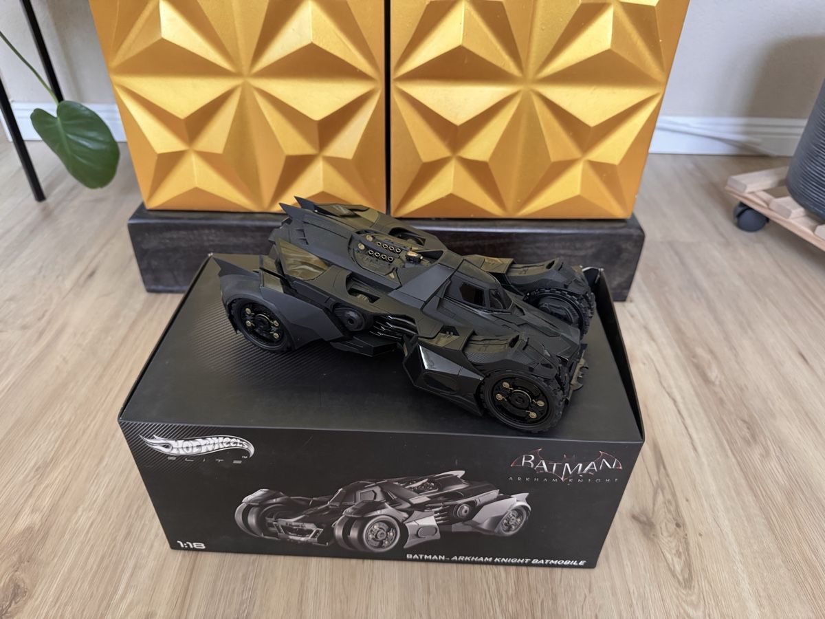 Hot Wheels Modellini d'auto: Hotwheels – Nuovo (secondo la descrizione) da Basel venduto da Caveli