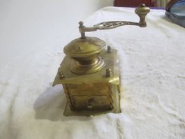 Kaffeemühle Kupferblech Verarbeitet Sehr Selten Antik-Vintag