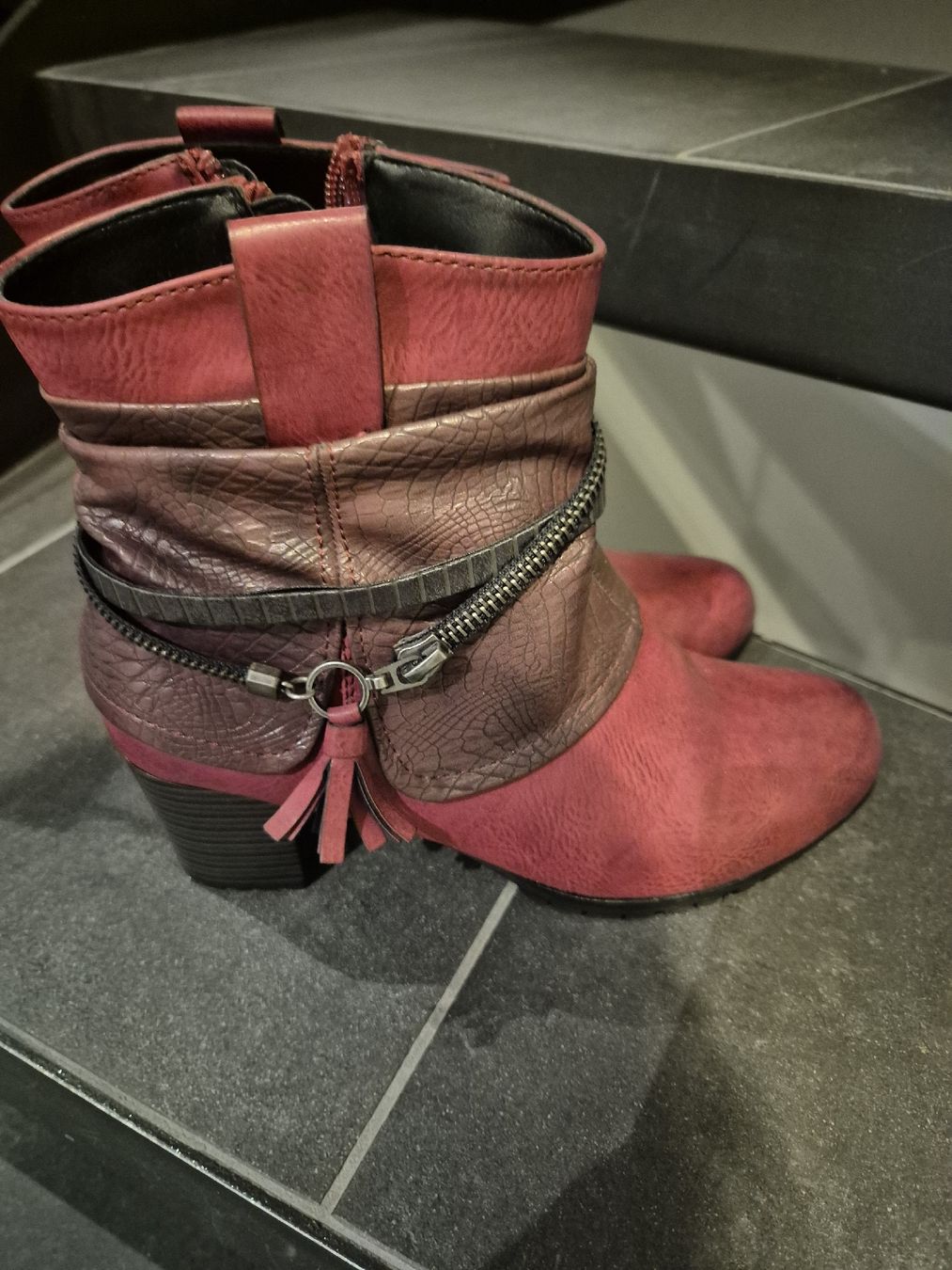 Rieker Scarpe da donna: Stiefelete 37 Rieker – Usato da Würenlingen venduto da kuh33 1