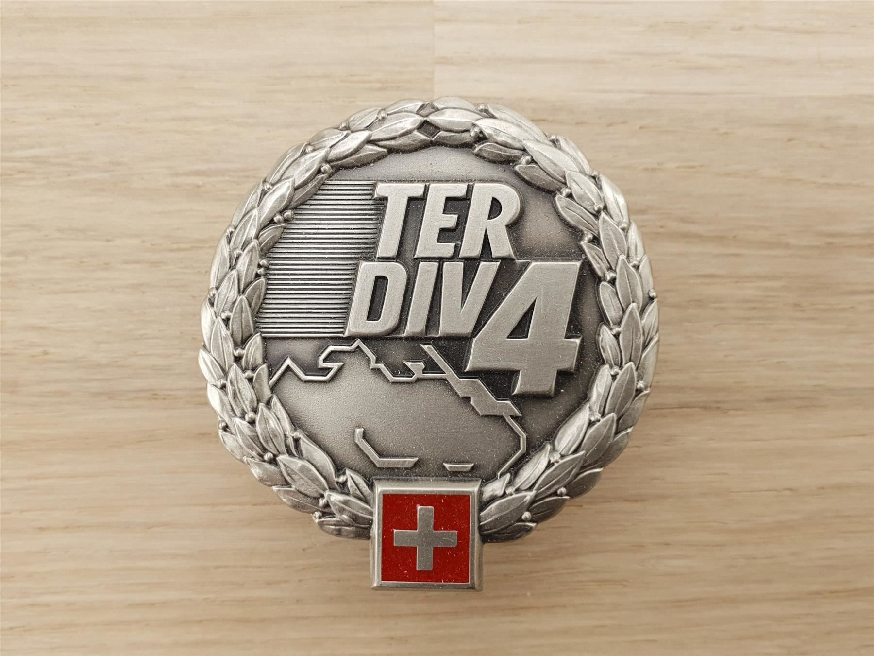 Placchette & Badge: Béret Emblem Ter Div 4 – Usato da Erlinsbach venduto da S700