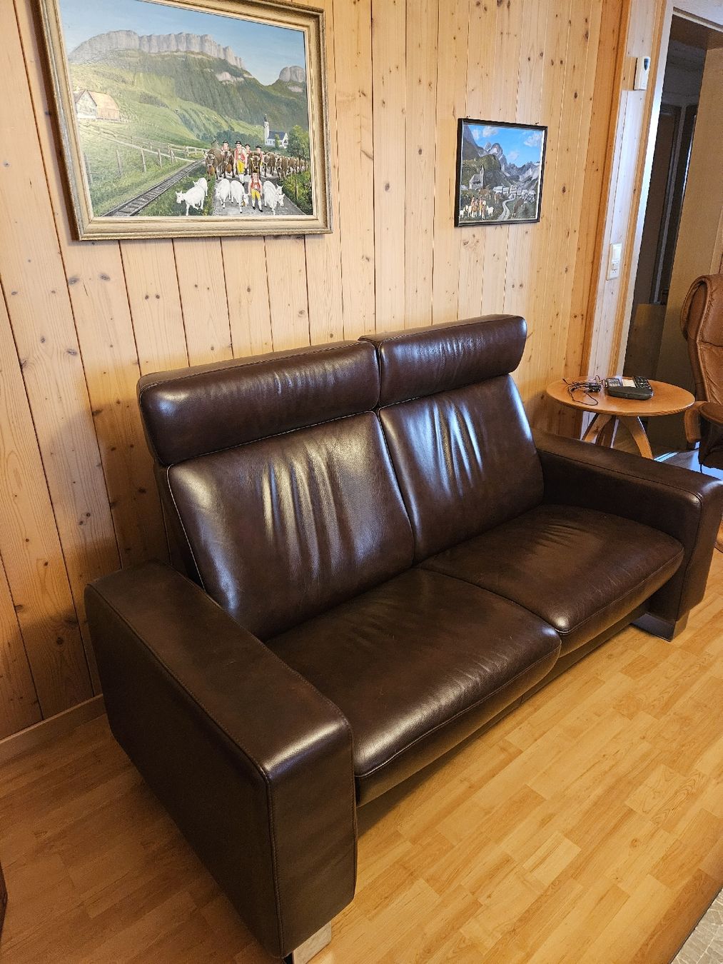 Stressless Divani: Stressless Space Leder Sofa Aubergine Zweisitzer – Usato da Rüti ZH venduto da Moli8 2
