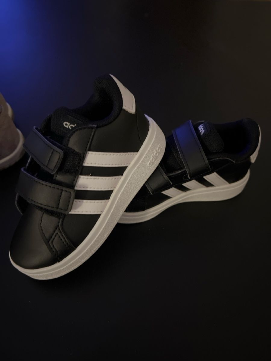 Scarpe per ragazzi: 4x Kinderschuhe Gr. 23 – Usato da Adliswil venduto da sch_pl69 2