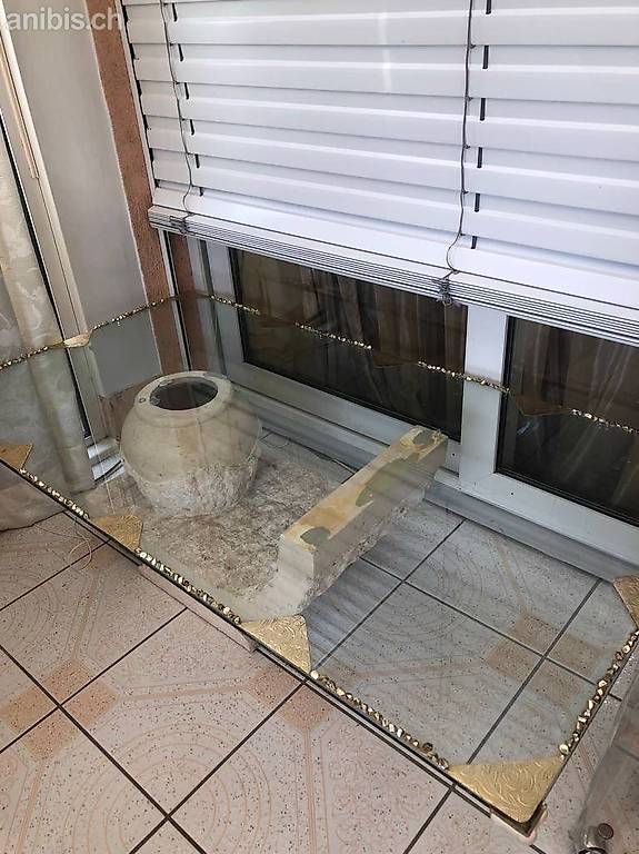 Tavoli: Table basse /Guéridon spécial design à vendre – Usato da Le Grand-Saconnex venduto da aru_jl2c