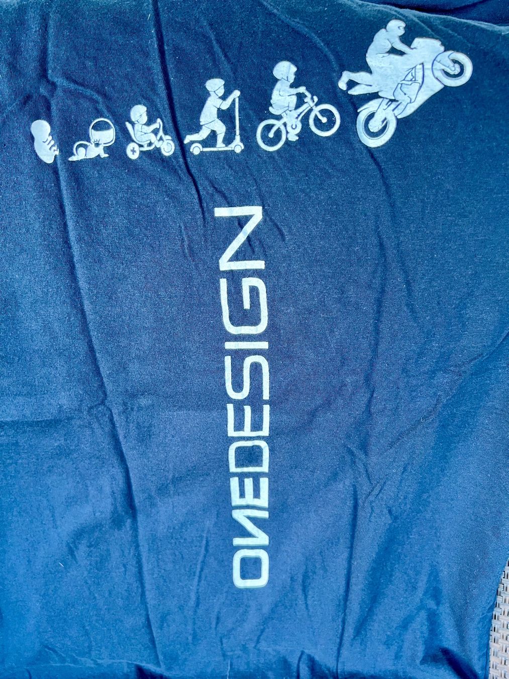 T-shirts: One Design Motorrad T-Shirt Evolution Blau Gr. L – D'occasion à Rapperswil SG par Keller_Pipo 2