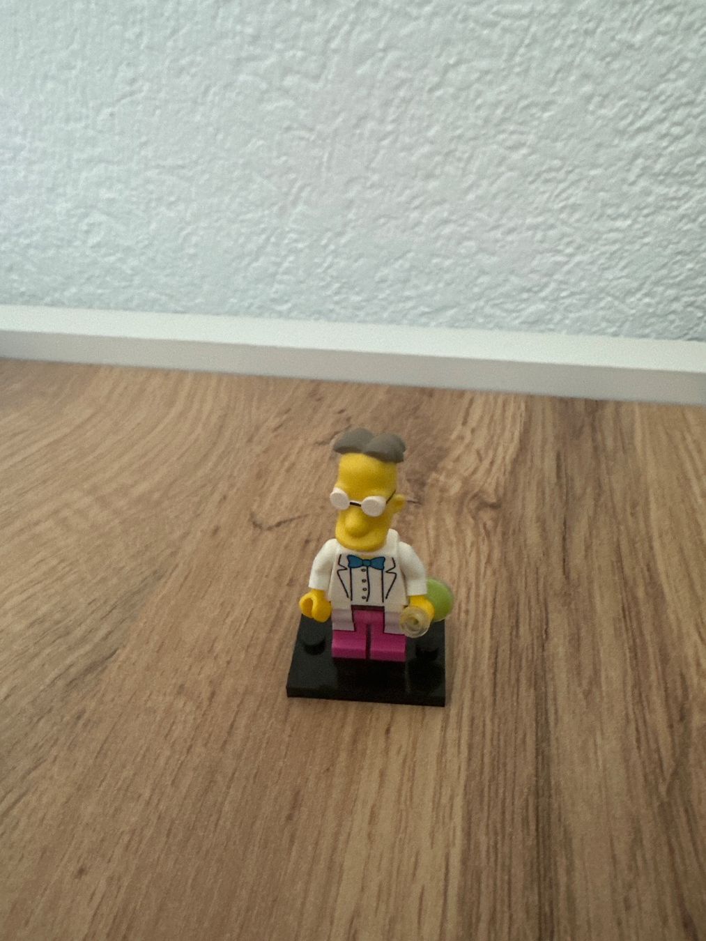 Lego Kit di costruzioni: Lego Minifigures Simpsons 2 - Professor Frink – Usato da St-Légier-Chiésaz venduto da Fabmich93