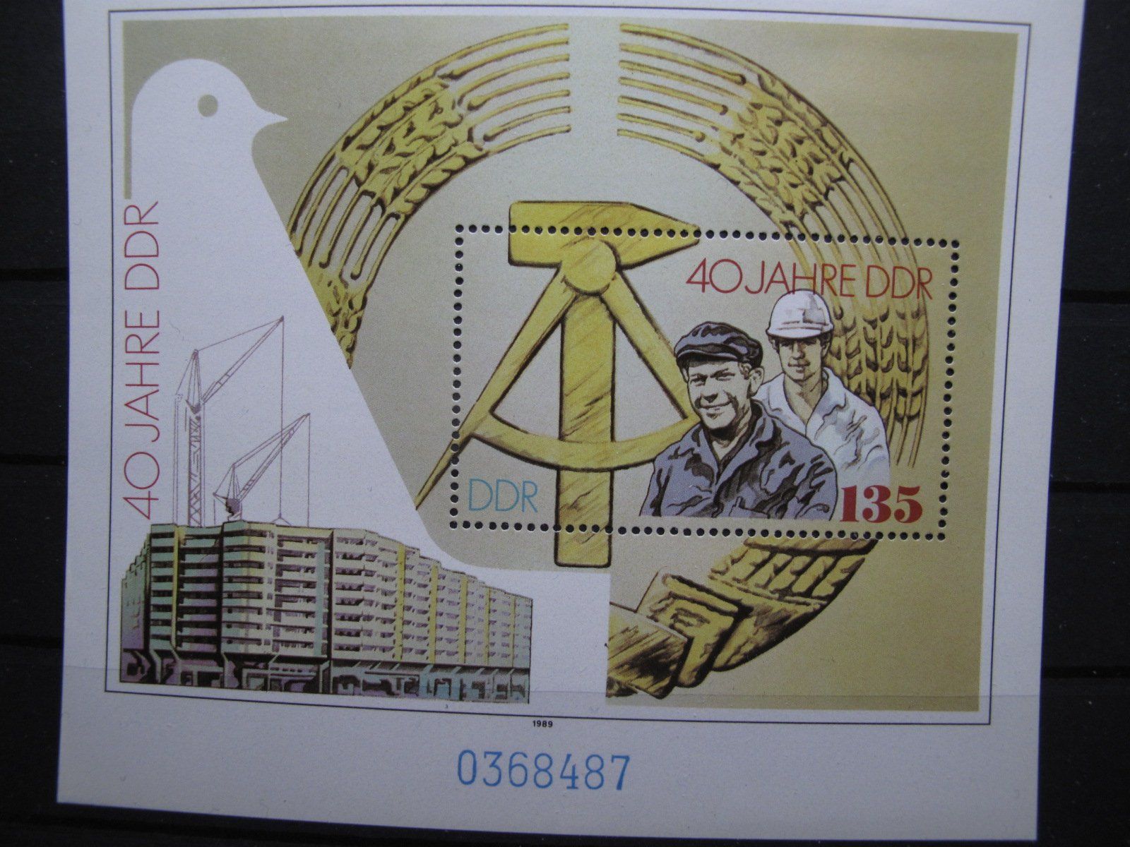 Tutti i francobolli: DDR 1989 Bauarbeiter Block 100 ** – Usato da Wil SG venduto da fva01