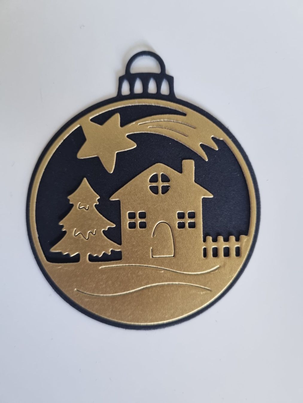 Sciablone: Stanzschablone Nr.216, Weihnachtskugel Dorf(Sizzix geeignet) – Nuovo e nell'imballaggio originale da Gretzenbach venduto da Fliegepilz56