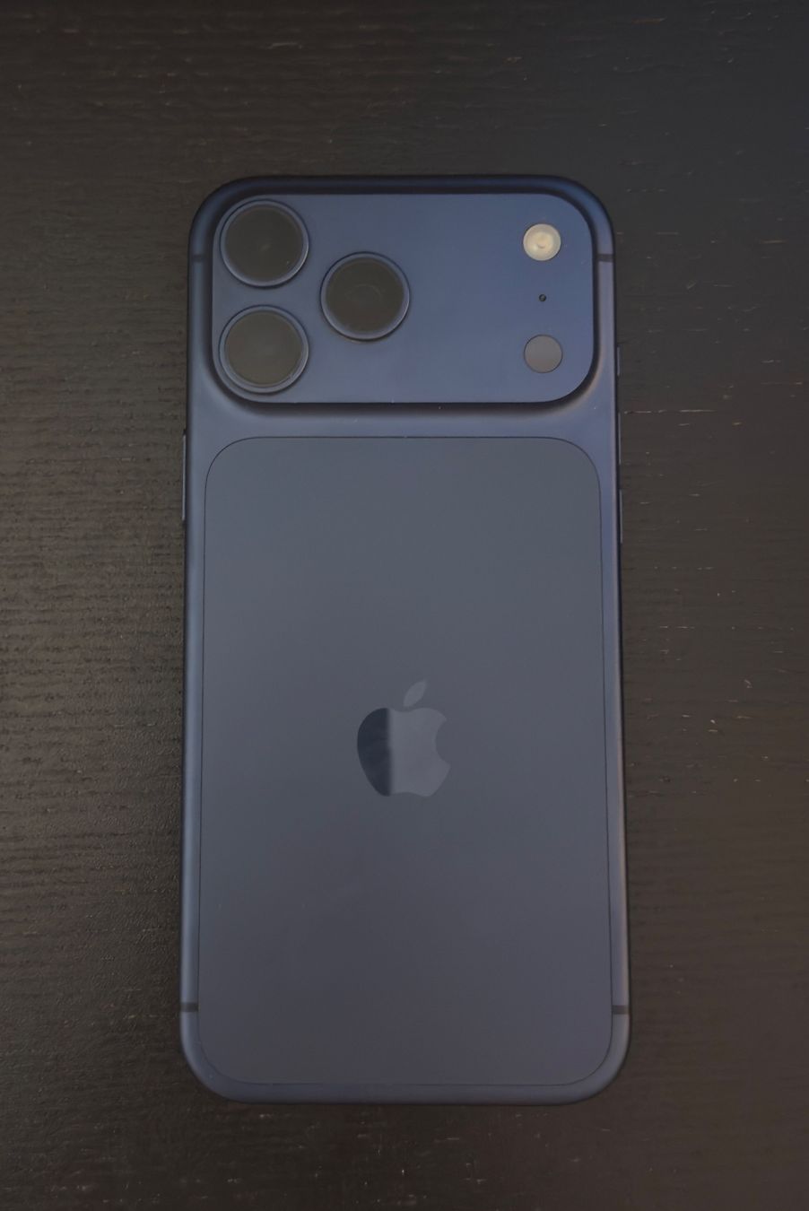 Apple Handys / Smartphones: iPhone 17 Pro Max / 256 GB – Neu (gemäss Beschreibung) aus Richterswil von xu32 1