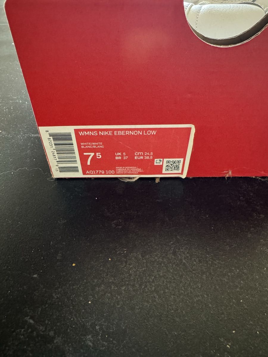 Chaussures hommes: Baskets Nike Ebernon Low blanches femme T. 37.5 – Neuf avec emballage d'origine à Bouveret par Ahava74 4