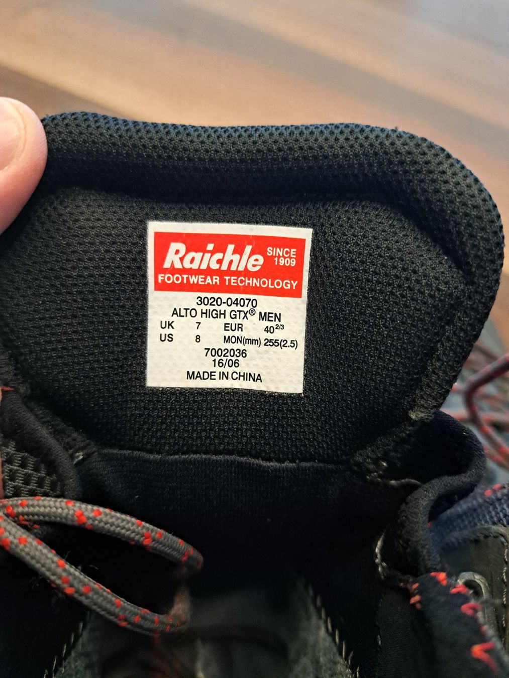 Mammut Scarpe da uomo: Wanderschuhe Mammut Gr. 40 2/3 – Usato da Baar venduto da Bruce37 3