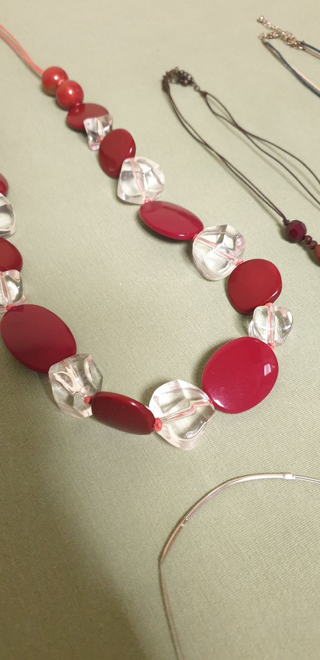 Catenine: Lot de colliers/ Satz Halsketten – Usato da St-Sulpice VD venduto da Miwix 2