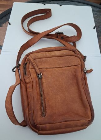 Schöne Ledertasche "BAER" Design, Herren, Cognac