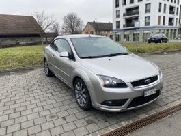 Ford Focus Cabriolet Silber guter Zustand