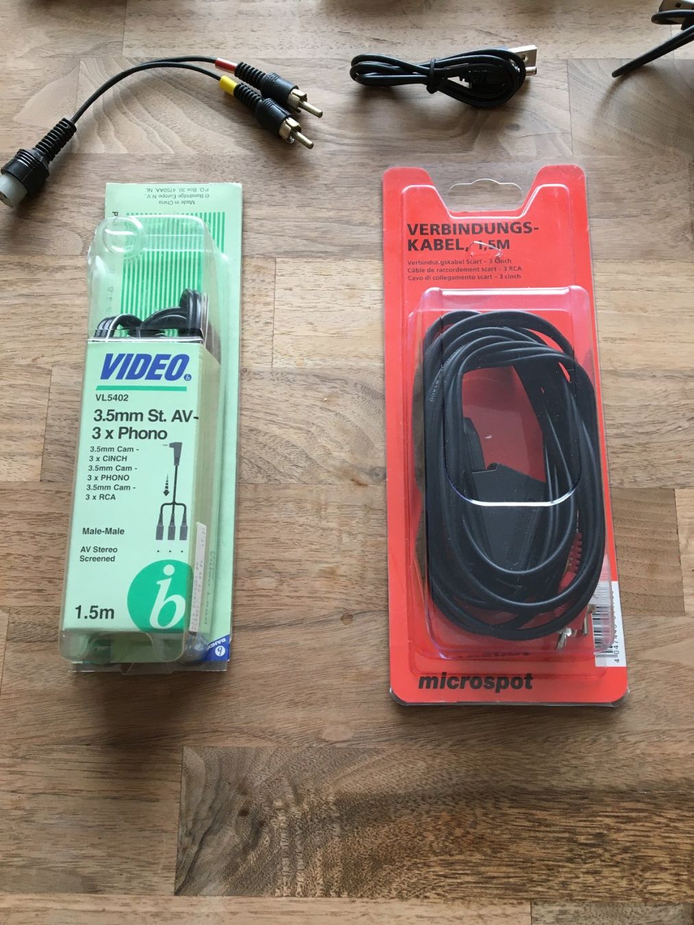 Cavi: HDMI Scart USB Kabel – Usato da Siebnen venduto da moparperform 1