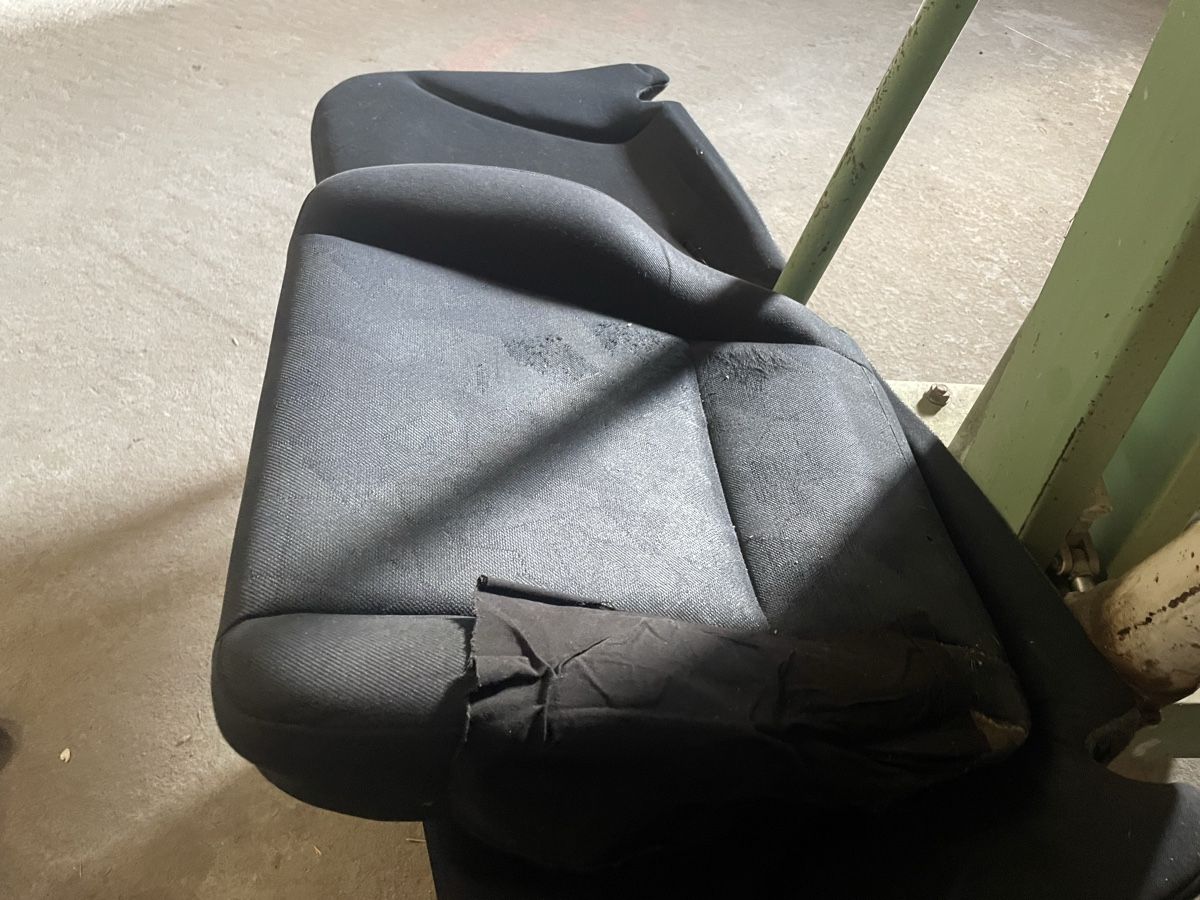 Recaro Sonstiges Fahrzeugzubehör: Recaro Sitzfläche Bodenteil – Gebraucht aus Sax von 17u_lq8l 1
