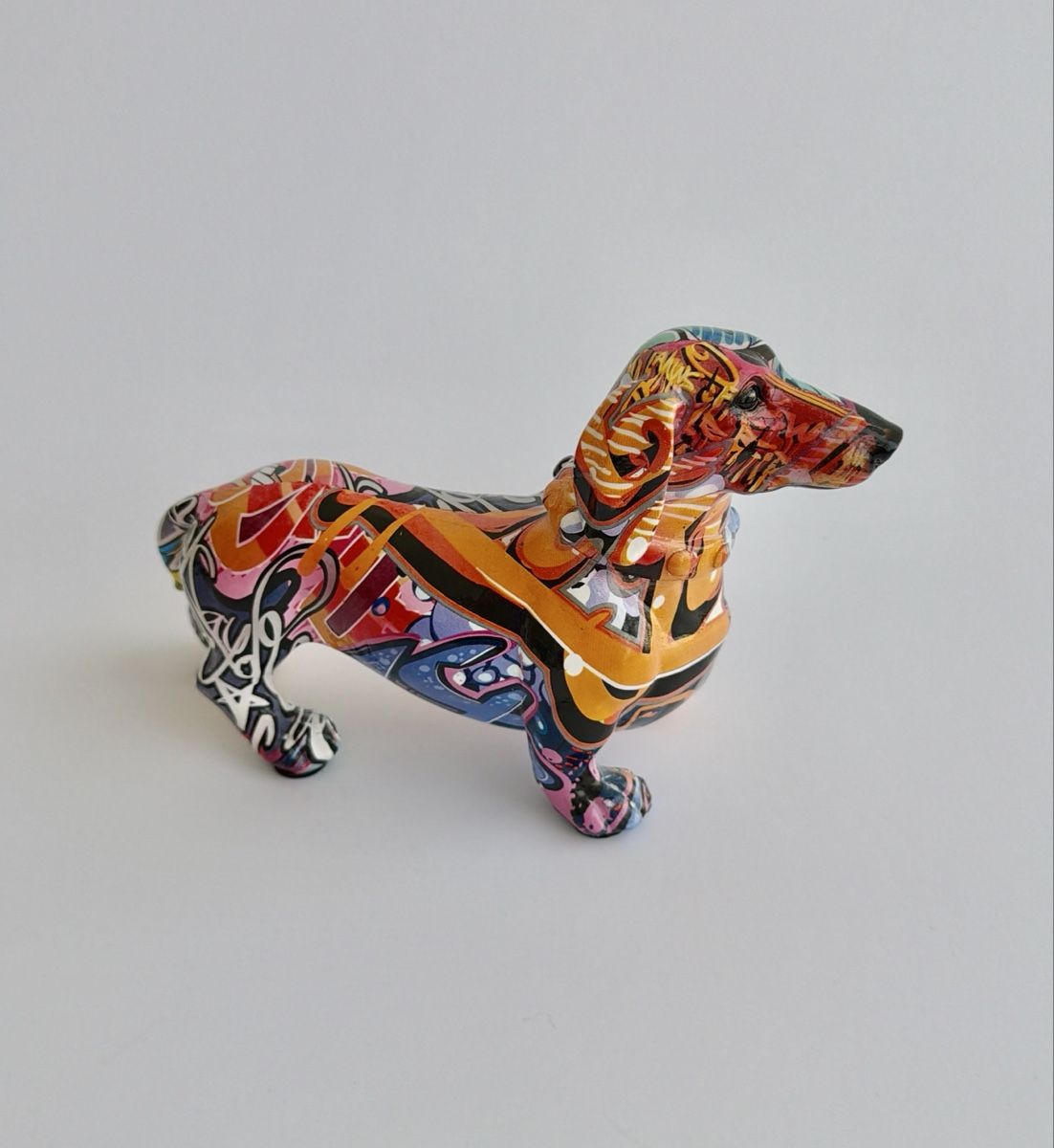 Statuette: Figurine chien Teckel multicolore pop art – Usato da Genève venduto da mar_nd6c 1