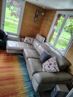 Elegantes Leder-Ecksofa