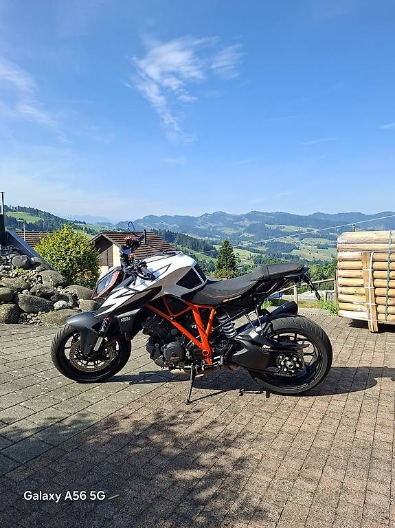 Route: KTM Super Duke R – D'occasion à Oberhelfenschwil par s4525 2