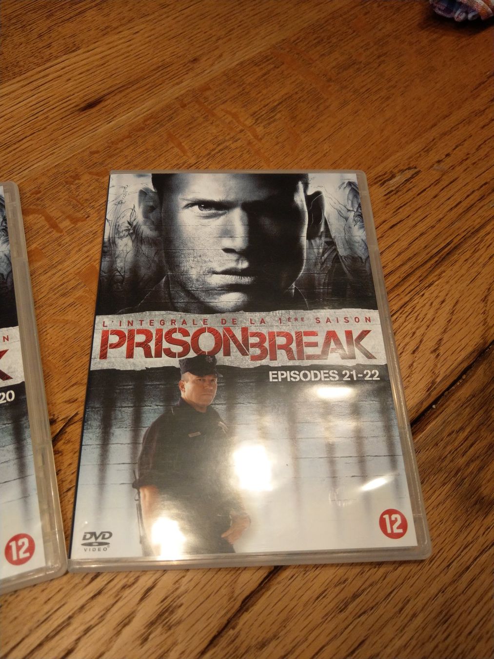 Tutti i DVDs: Prison Break saison 1 – Usato da Neyruz FR venduto da Akaraion-KFT 6