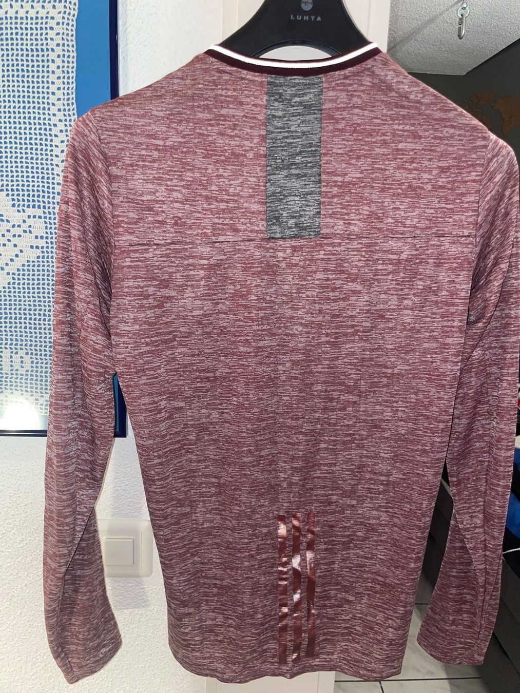 Adidas T-shirts: Sweatshirt – Neuf (Voir description) à Derendingen par ivanvero19 1