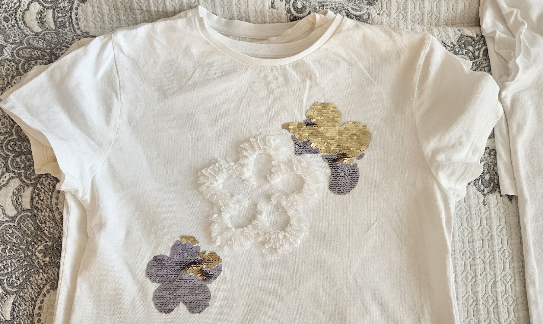 Camicette, T-shirt & Top: Lot Tshirts filles – Usato da Bex venduto da Villy_Wolf