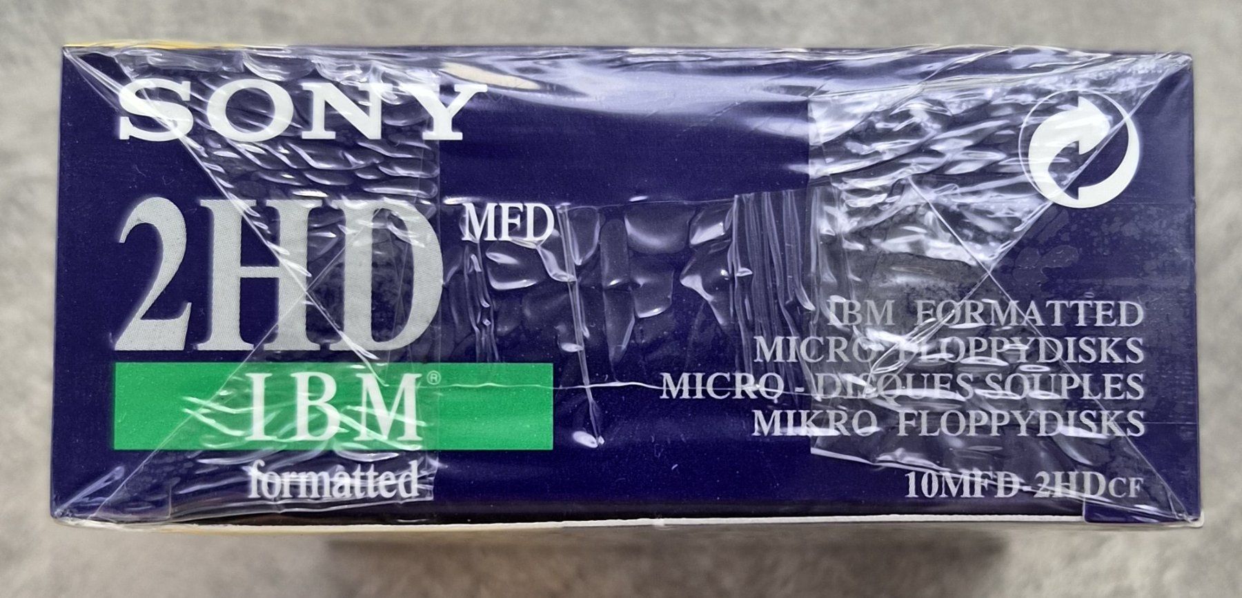 Sony Dischetti: SONY Foppy disk 3.5" 10MFD-2HDCF - 1.44MB, IBM formatted – Nuovo e nell'imballaggio originale da Castione venduto da Rx-stamps 3