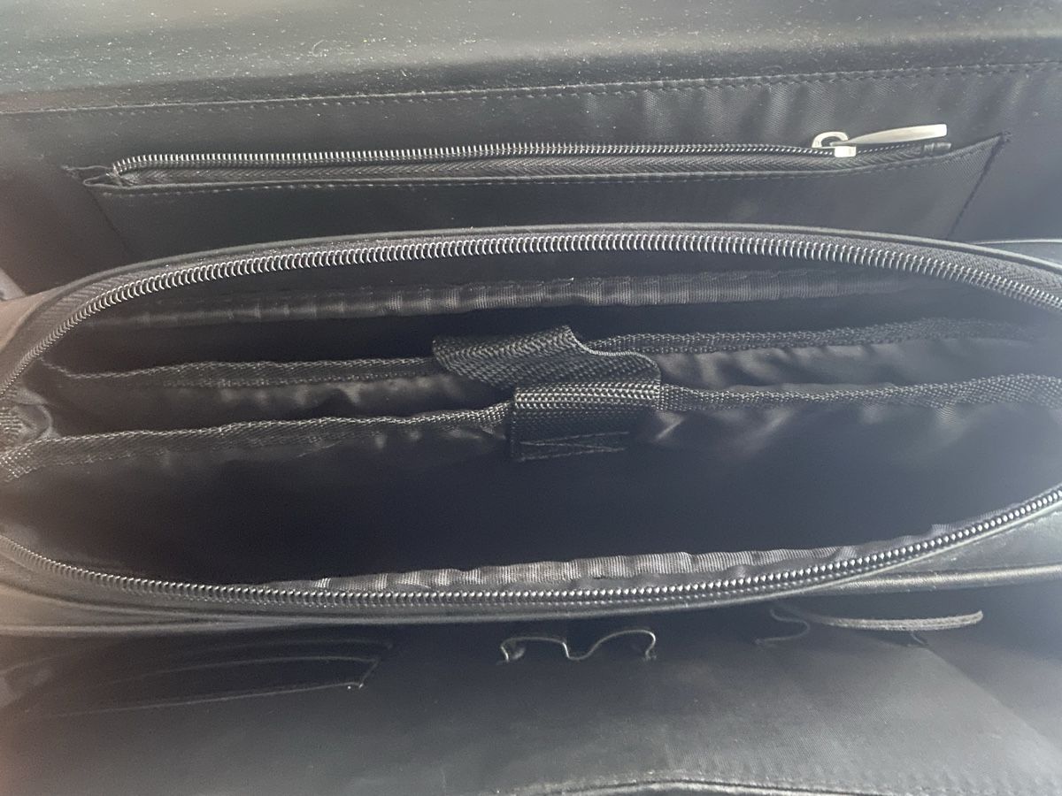 Koffer & Taschen: Aktentasche mit Code – Gebraucht aus Leibstadt von Shopcity 1