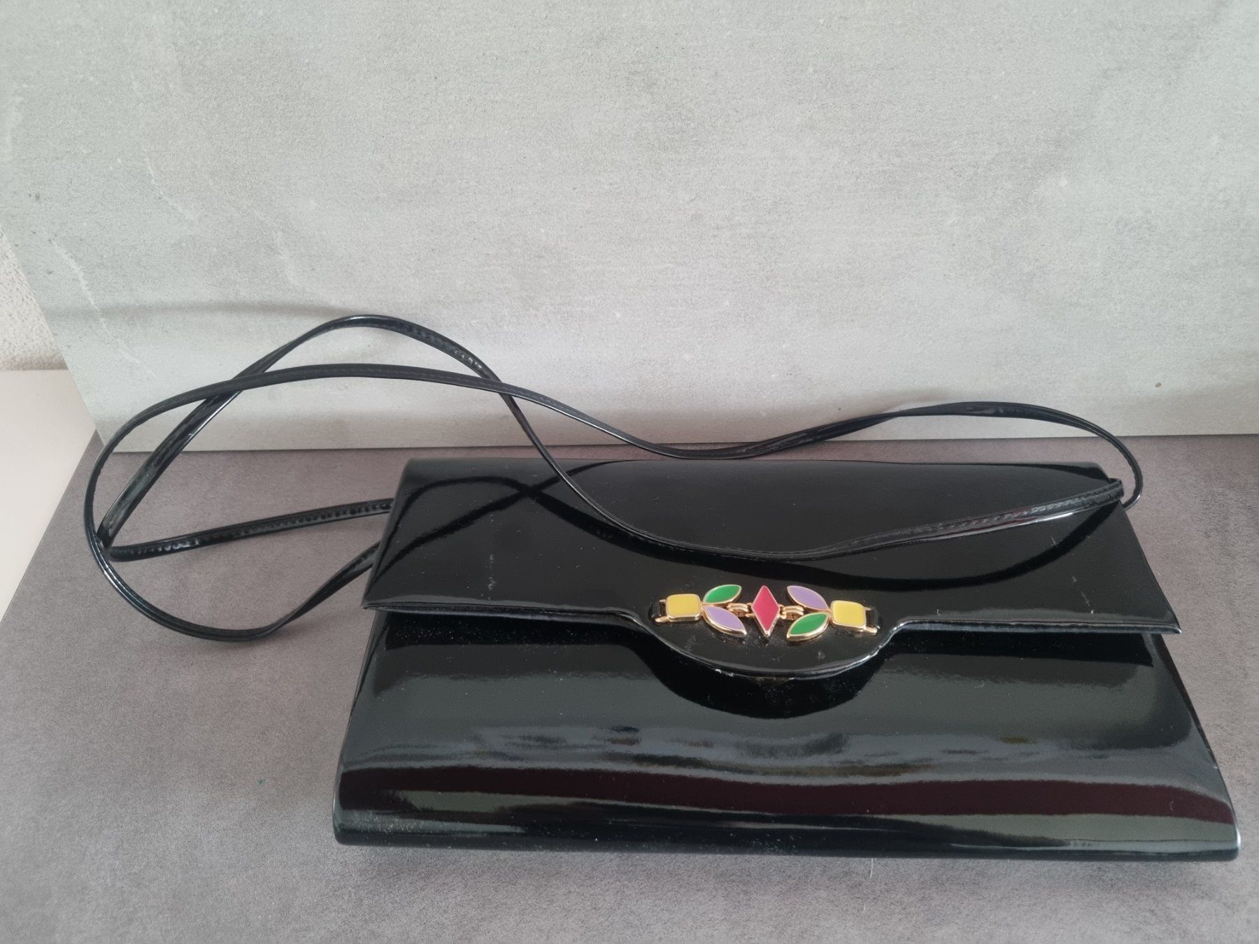 Borse: Duncher Clutch Tasche schwarzes Lackleder – Usato da Lenzburg venduto da freedomky 1